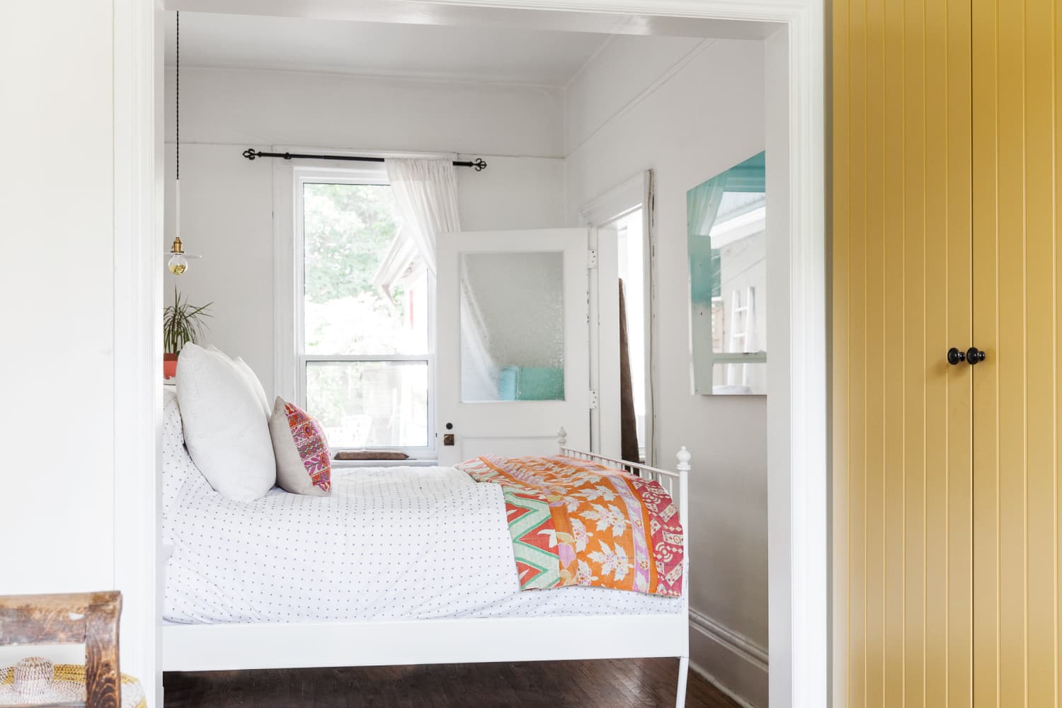 8 Beds for Small Spaces Platform, Storage & More Apartment Therapy